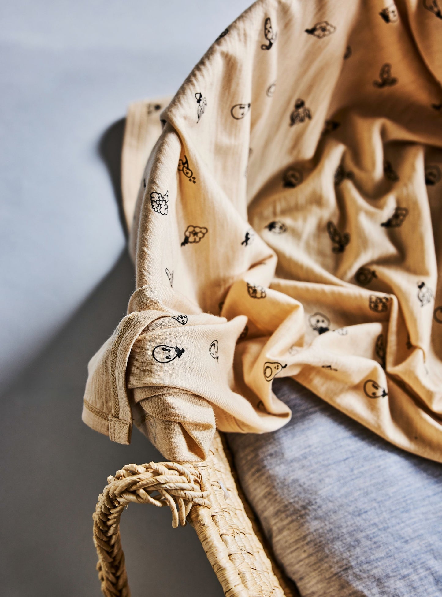 LFOH Merino Swaddle Blanket - Wheat Marle Fruit'n'Veg