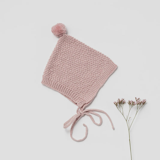 Bonnet with Pompom in Dusk